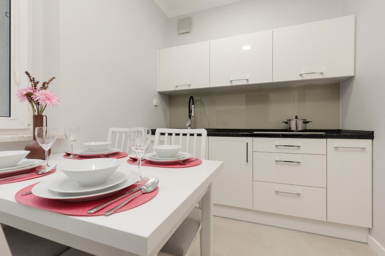 Bright Apartment Kasprzaka Warsaw Wola Near Metro Station By Noclegi Renters Buitenkant foto