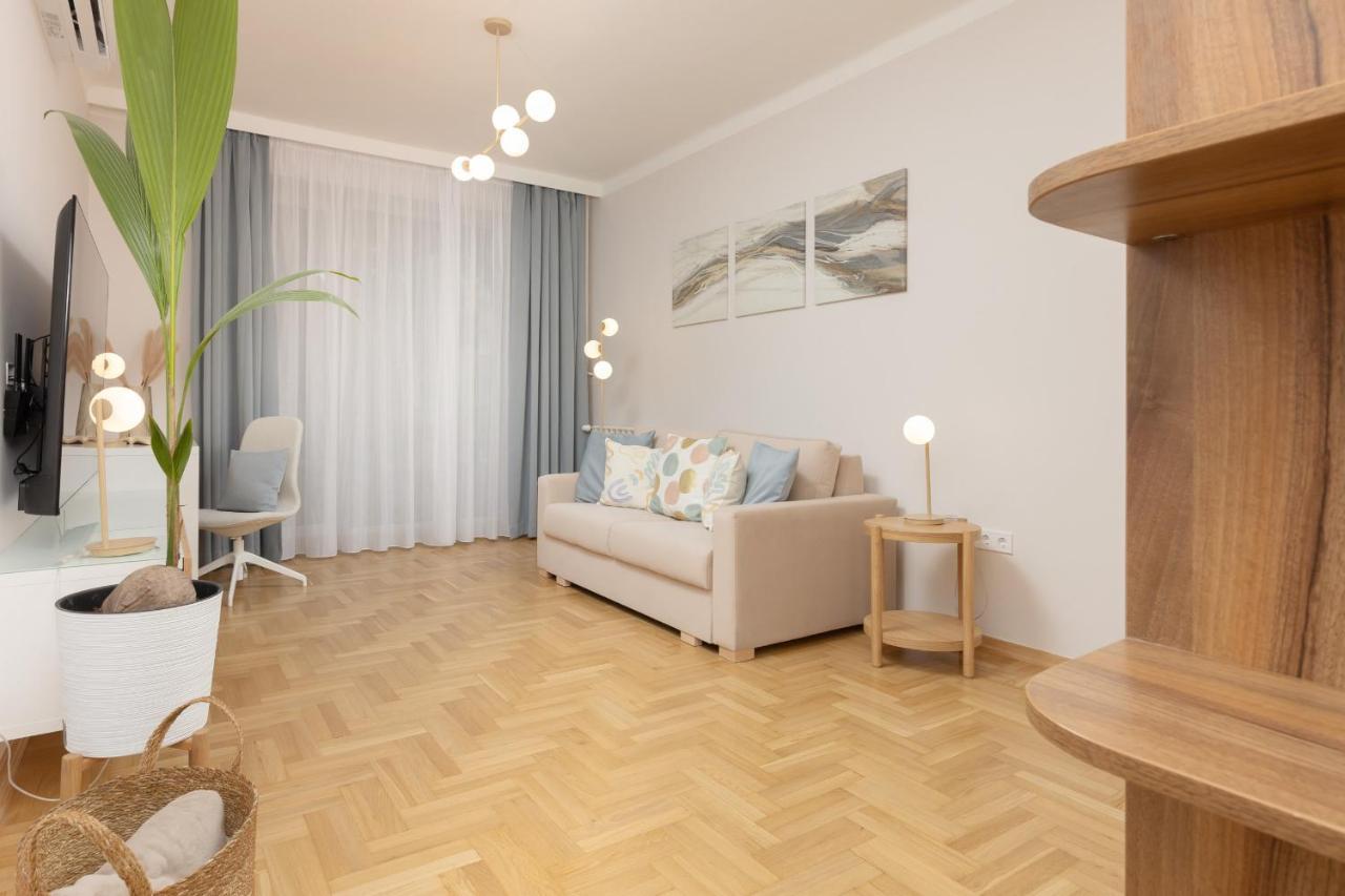 Bright Apartment Kasprzaka Warsaw Wola Near Metro Station By Noclegi Renters Buitenkant foto