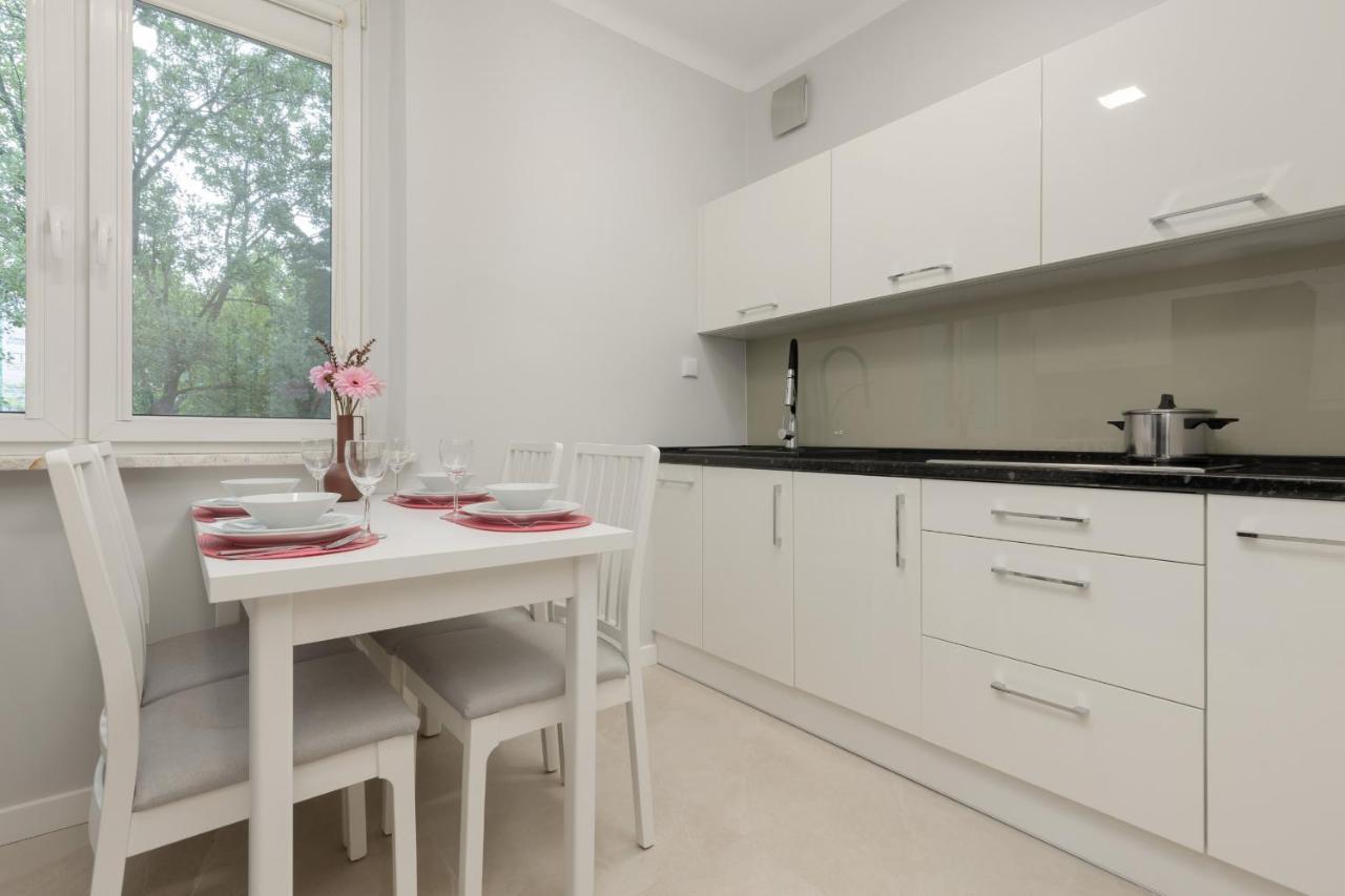 Bright Apartment Kasprzaka Warsaw Wola Near Metro Station By Noclegi Renters Buitenkant foto